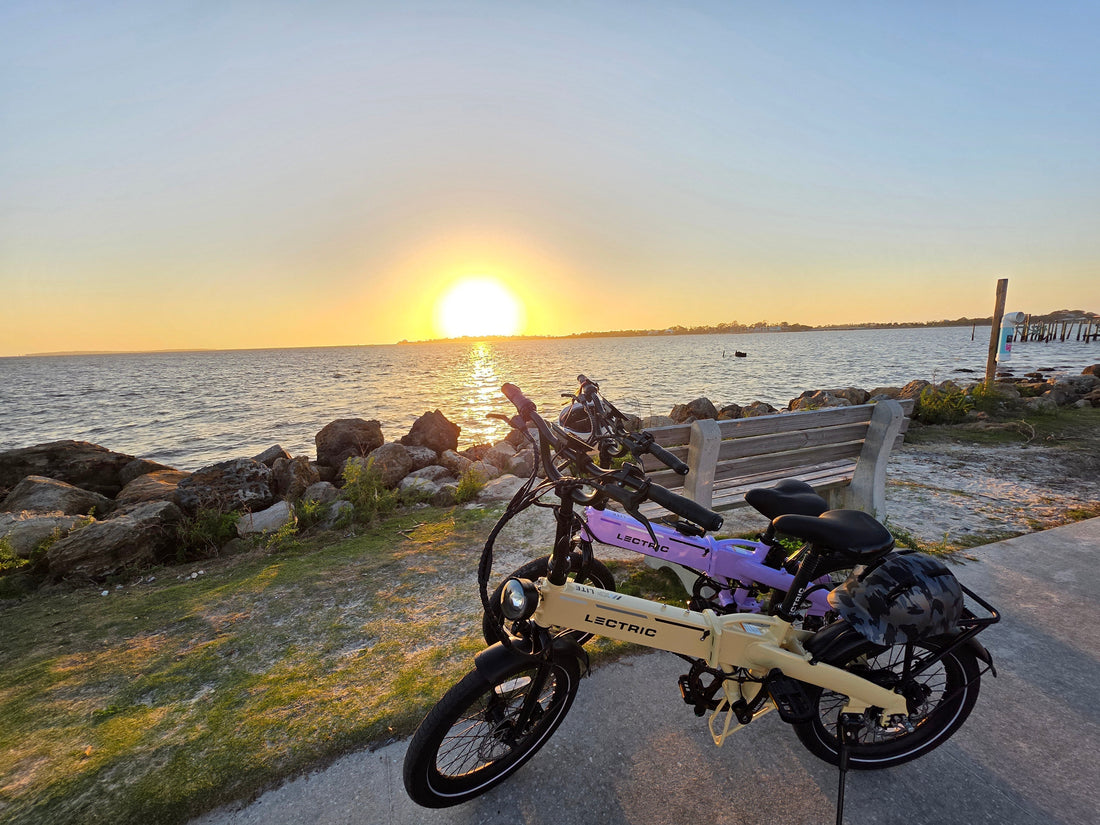 Faire du vélo en ligne autour de Cedar Key